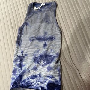 Lulu blue tye dye tank